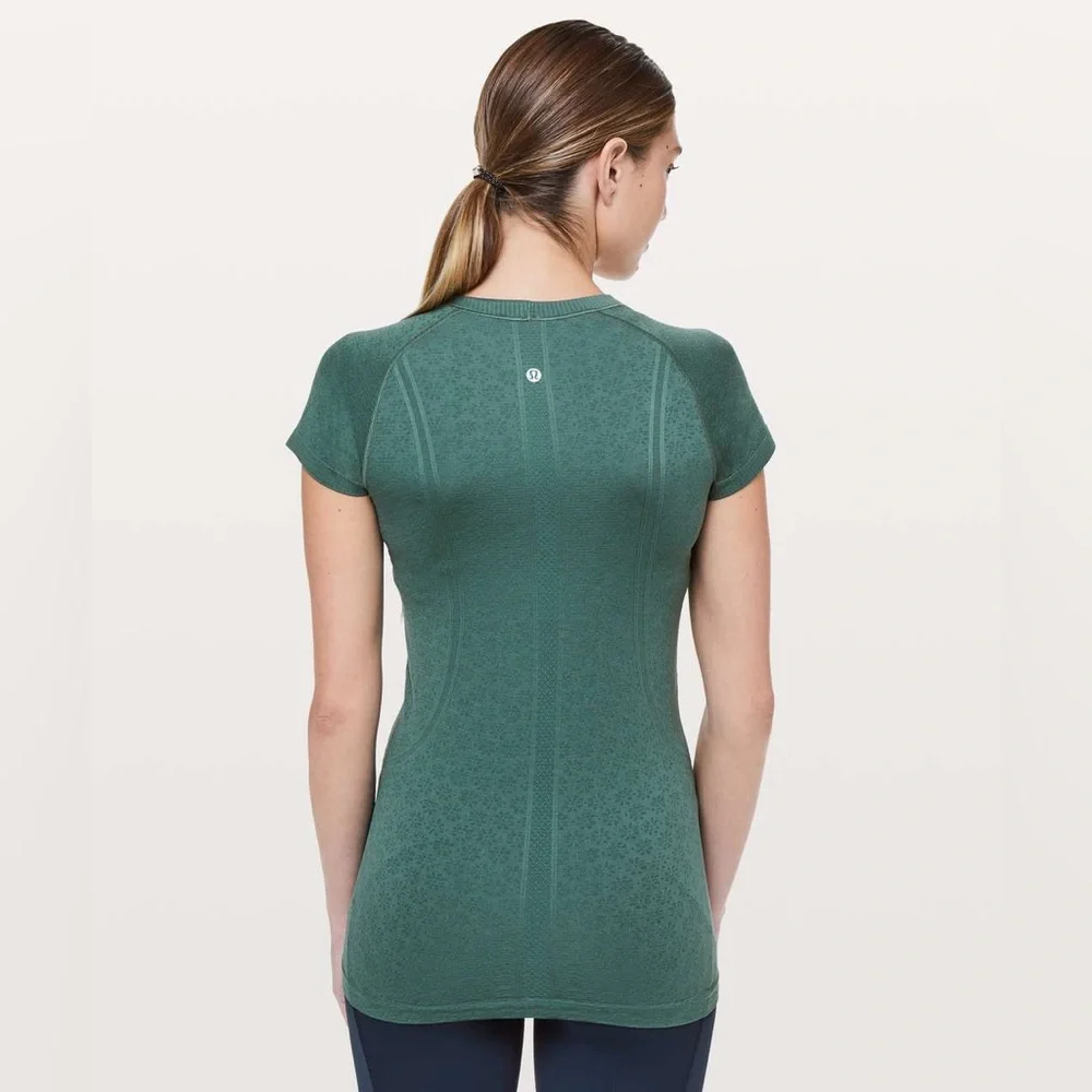 lululemon Green Smoke‎ Swifty Short Sleeve